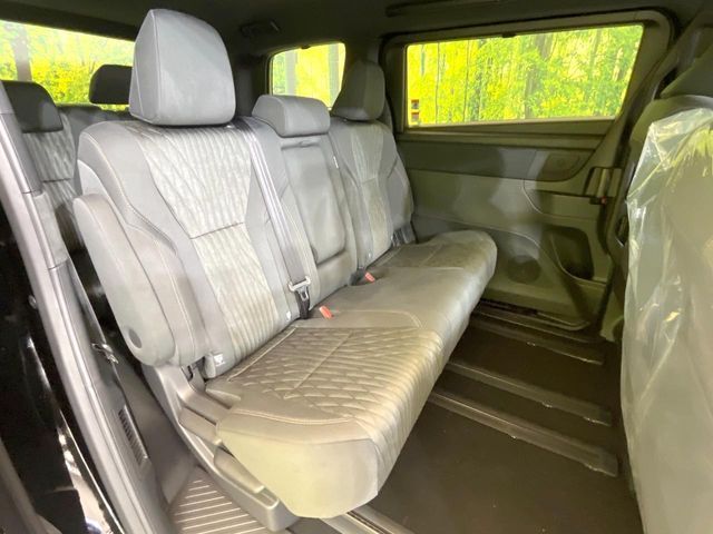 ALPHARD hybrid