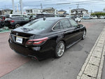 CROWN sedan hybrid