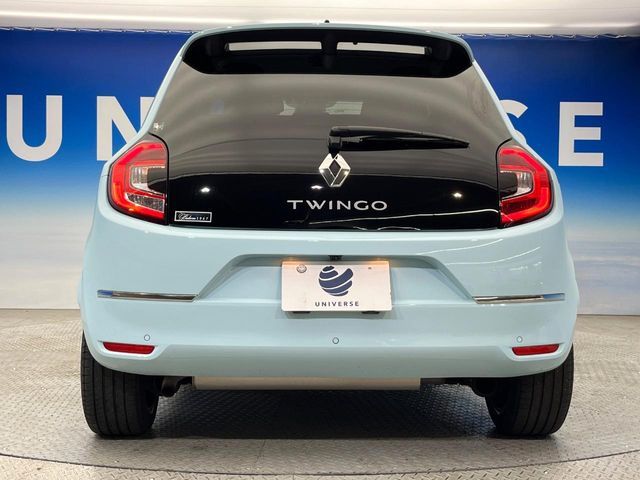 RENAULT TWINGO