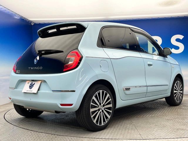 RENAULT TWINGO