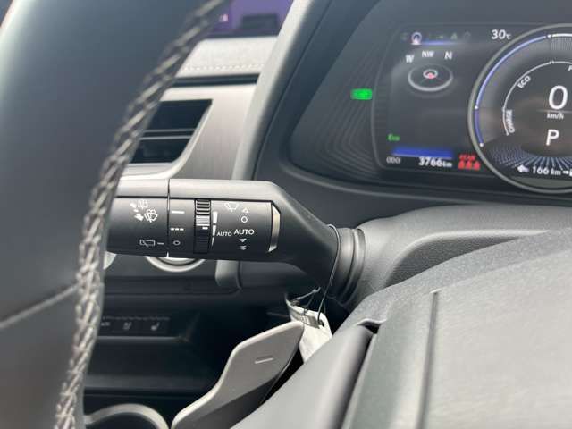 LEXUS UX300e