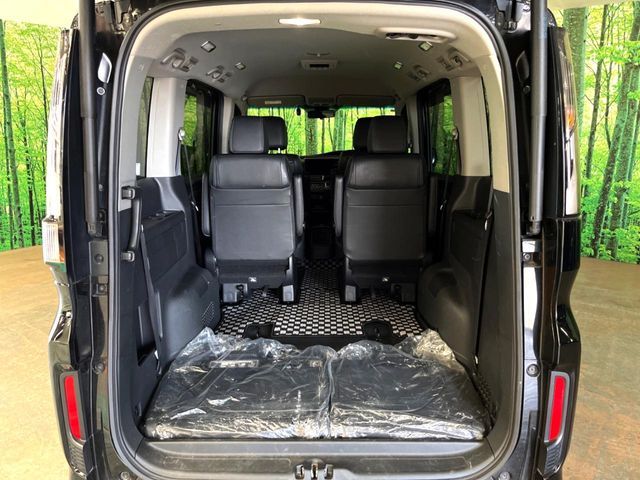 STEPWAGON e:HEV SPADA