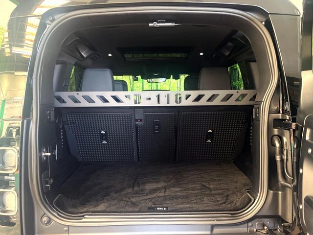 ROVER DEFENDER
