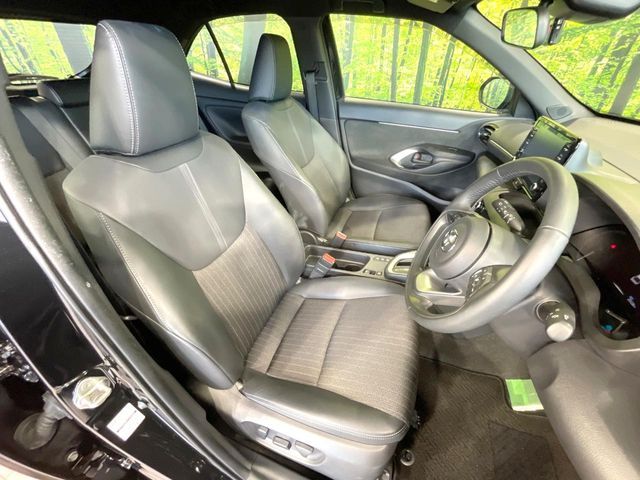 YARIS CROSS HYBRID