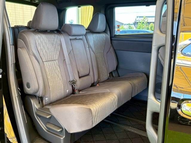 ALPHARD hybrid