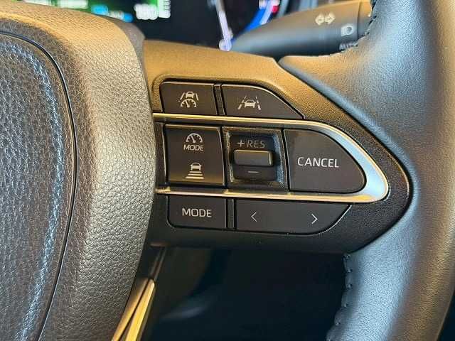 VOXY HYBRID