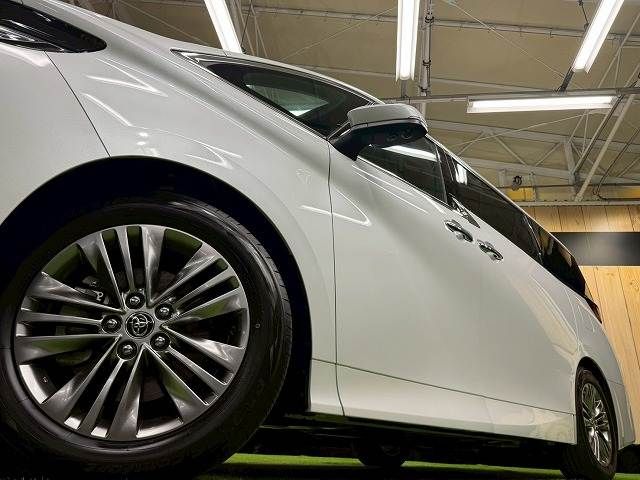 ALPHARD hybrid