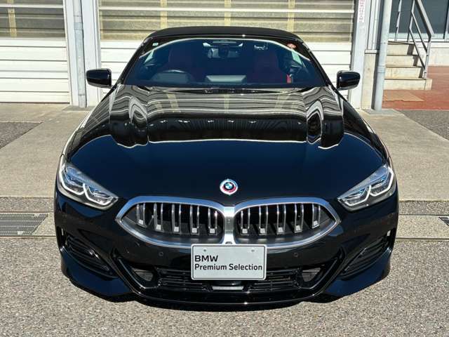 BMW 8series open