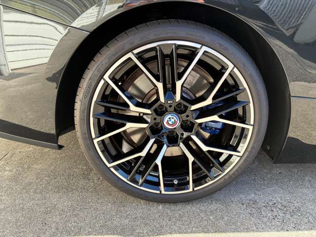 BMW 8series open