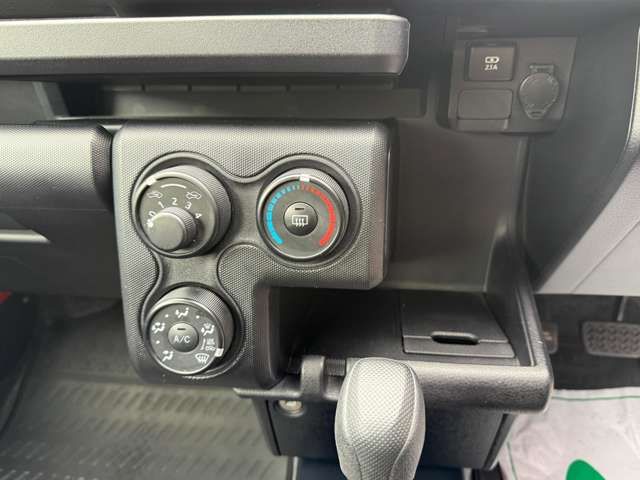FAMILIA van 2WD