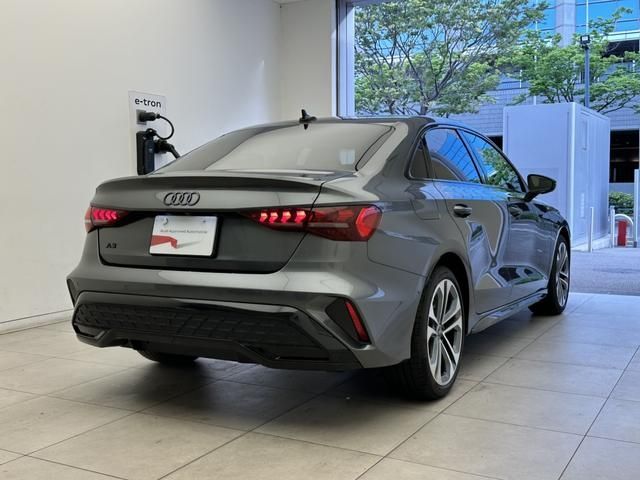 AUDI A3 Sedan