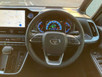 VOXY HYBRID