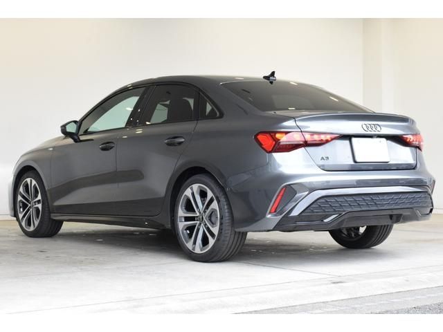 AUDI A3 Sedan
