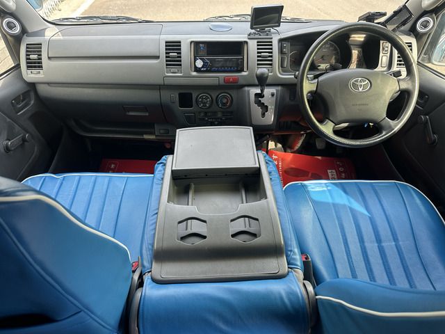 HIACE van 2WD