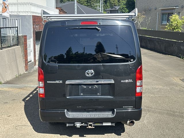HIACE van 4WD