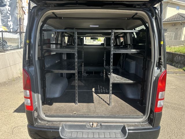 HIACE van 4WD
