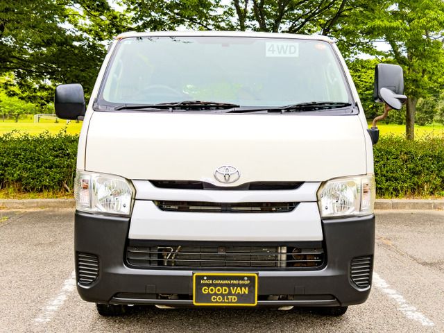 HIACE van 4WD