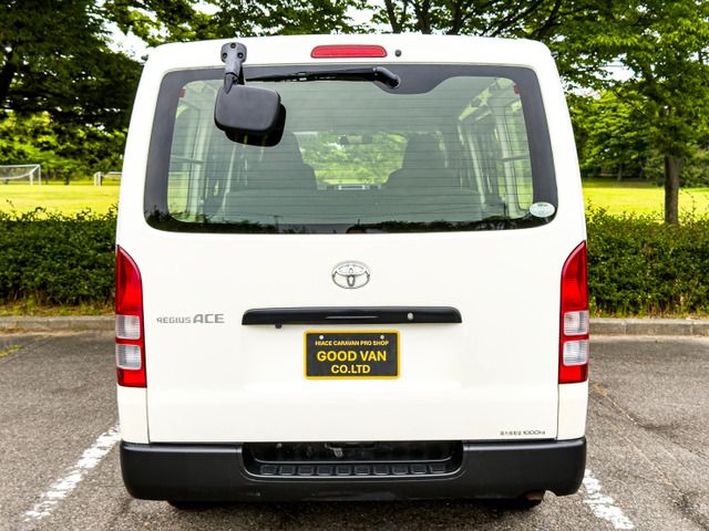 HIACE van 4WD