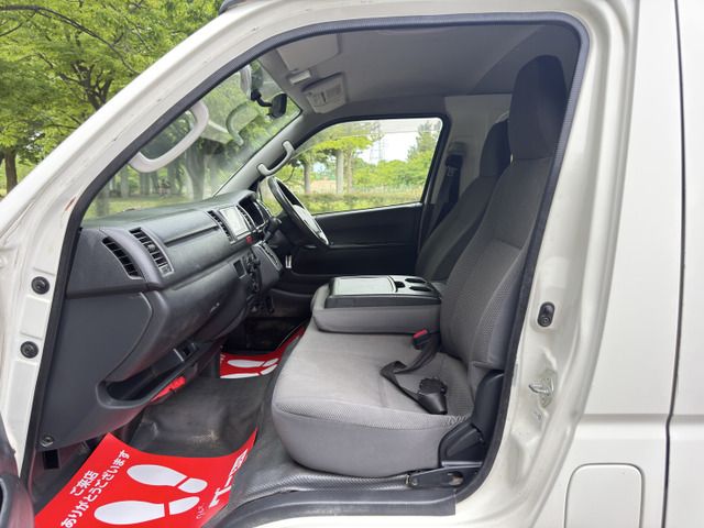 HIACE van 4WD