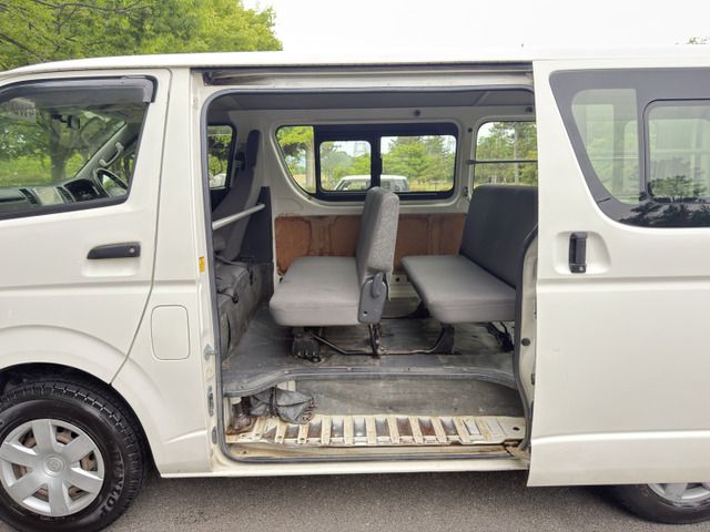 HIACE van 4WD