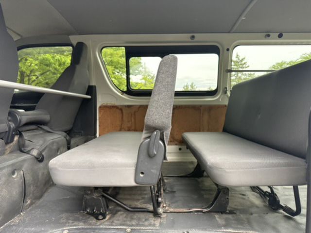 HIACE van 4WD