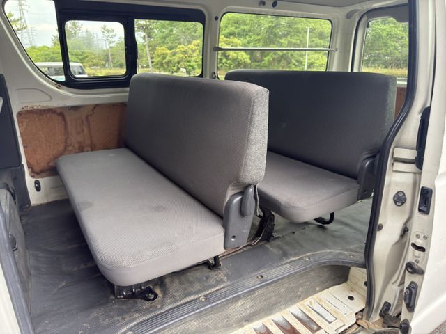 HIACE van 4WD