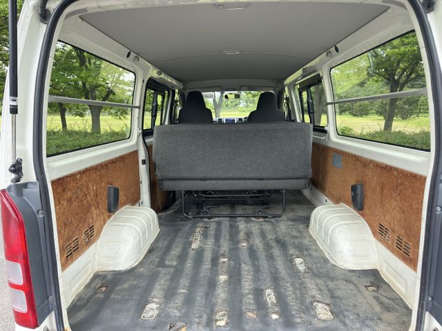 HIACE van 4WD