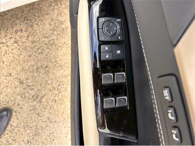 LEXUS GS200t