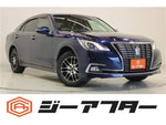 CROWN sedan hybrid 4WD