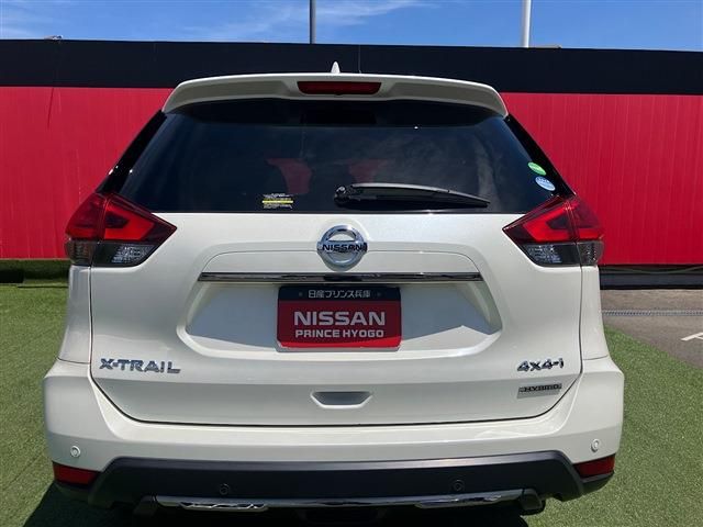 X-TRAIL HYBRID 4WD