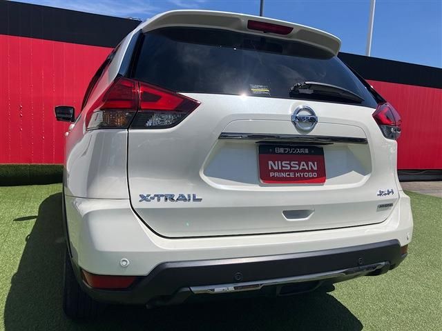 X-TRAIL HYBRID 4WD