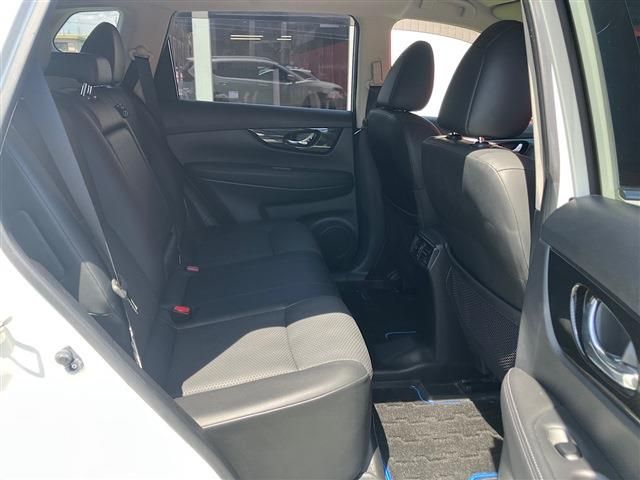 X-TRAIL HYBRID 4WD