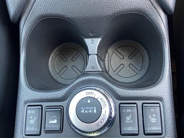 X-TRAIL HYBRID 4WD