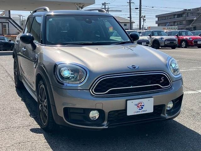 BMW MINI COOPER SD CROSSOVER