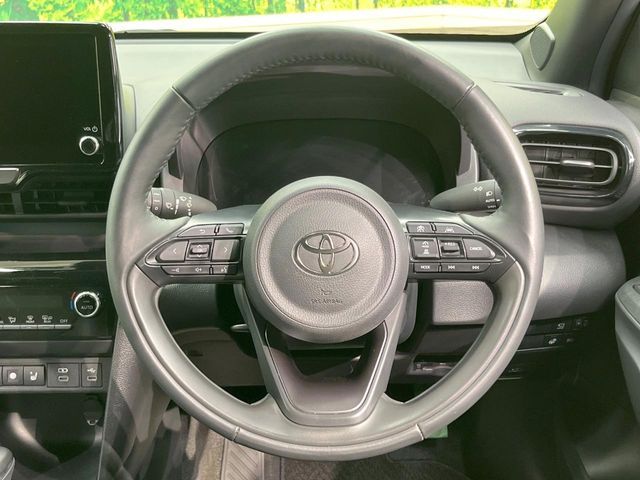 YARIS CROSS HYBRID