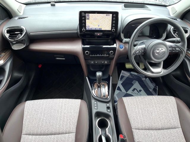 YARIS CROSS HYBRID