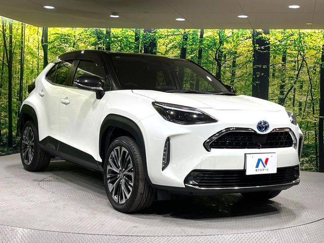 YARIS CROSS HYBRID