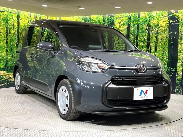 SIENTA HYBRID
