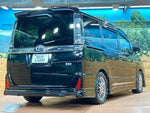 VOXY HYBRID
