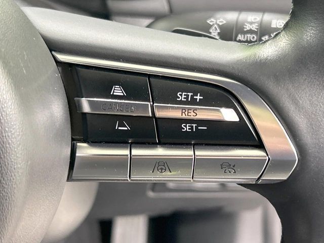 MAZDA3 FASTBACK