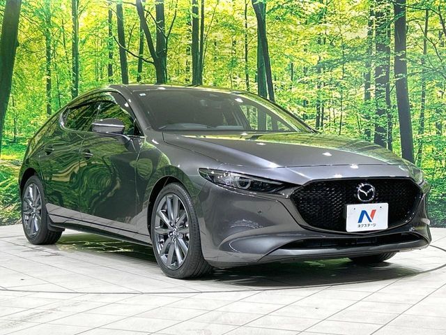 MAZDA3 FASTBACK