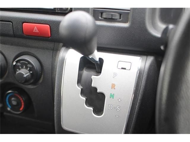 HIACE van 1.2t 2WD