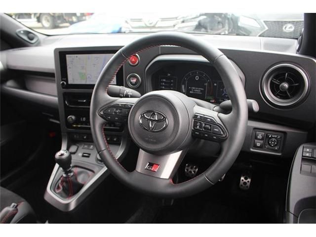 GR YARIS