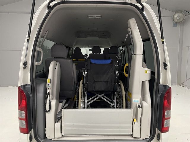 REGIUSACE van 2WD