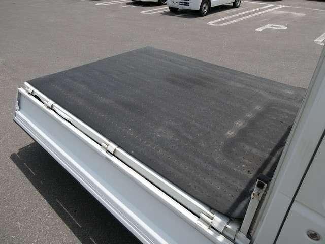 CARRY truck 4WD