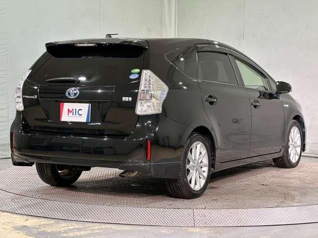 PRIUS Alpha