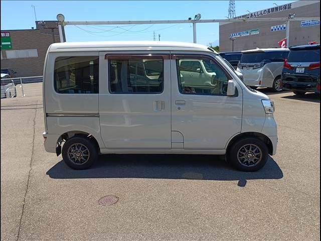 PIXIS van 4WD