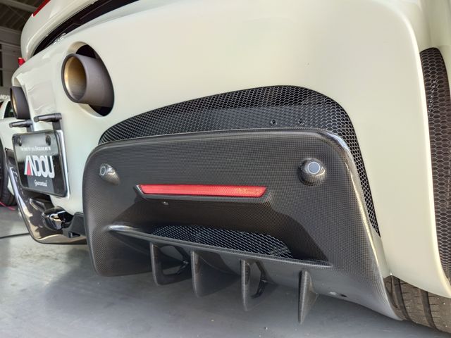FERRARI SF90 Stradale