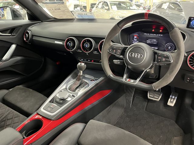 AUDI TT coupe