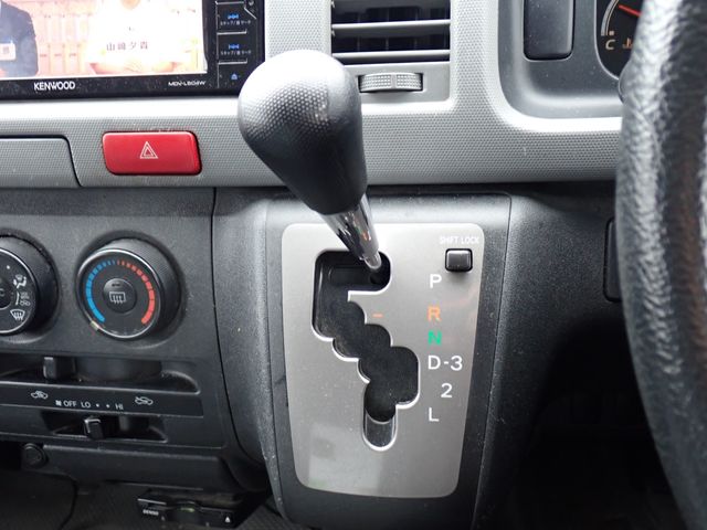 HIACE van 1.25t 2WD